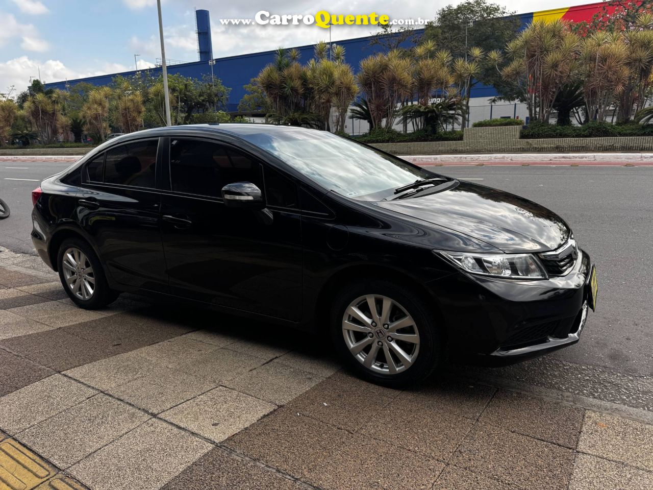 HONDA CIVIC 1.8 LXL 16V 2013 - Loja