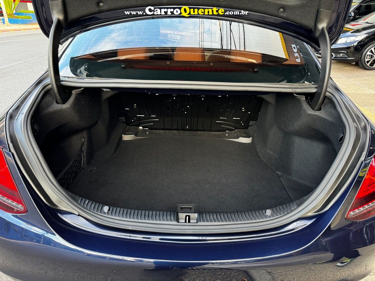 MERCEDES-BENZ C 200 1.5 EQ BOOST 2019 - Loja