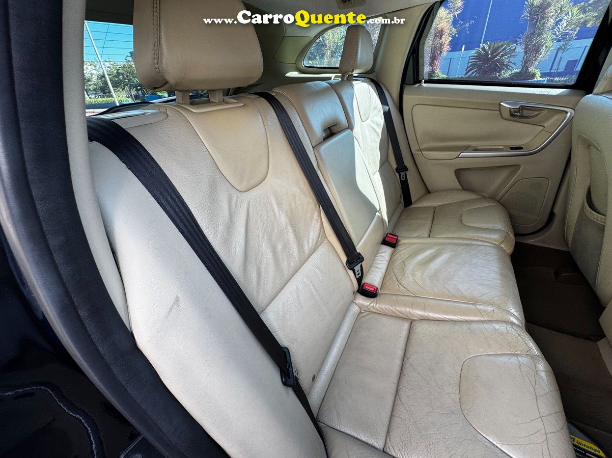 VOLVO XC60 3.0 RD AWD TURBO 2011 - Loja