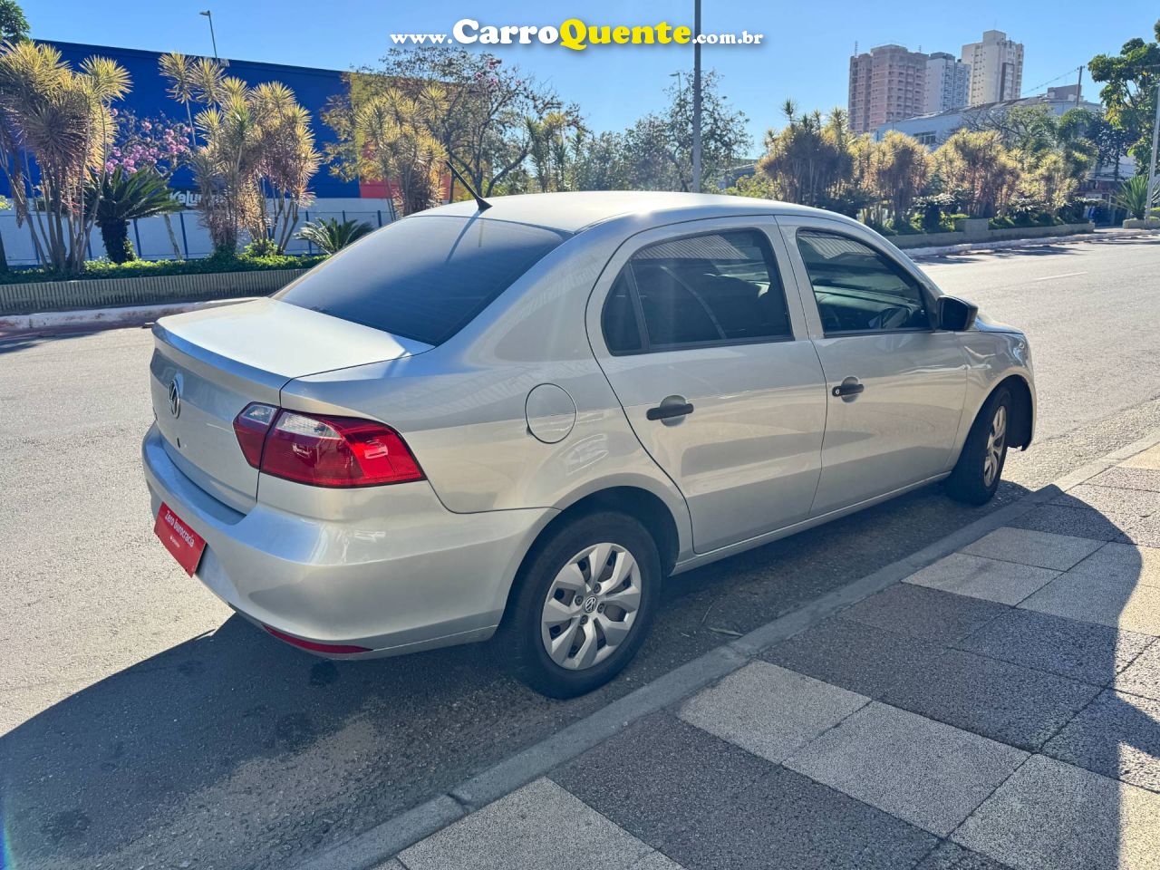 VOLKSWAGEN VOYAGE 1.0 MI TRENDLINE 8V 2015 - Loja