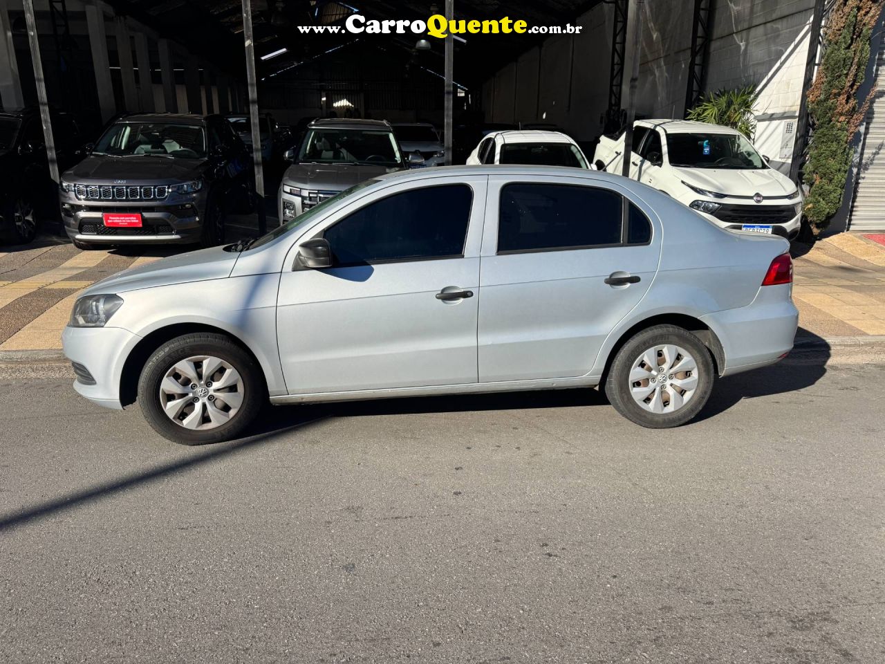 VOLKSWAGEN VOYAGE 1.0 MI TRENDLINE 8V 2015 - Loja