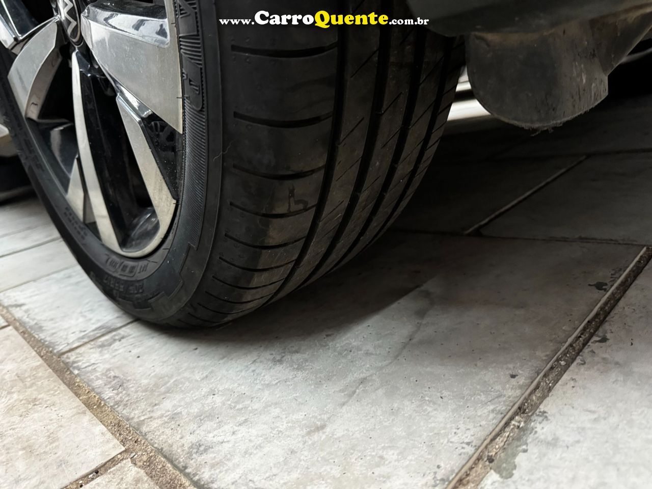 VOLKSWAGEN NIVUS 1.0 200 TSI HIGHLINE 2021 - Loja