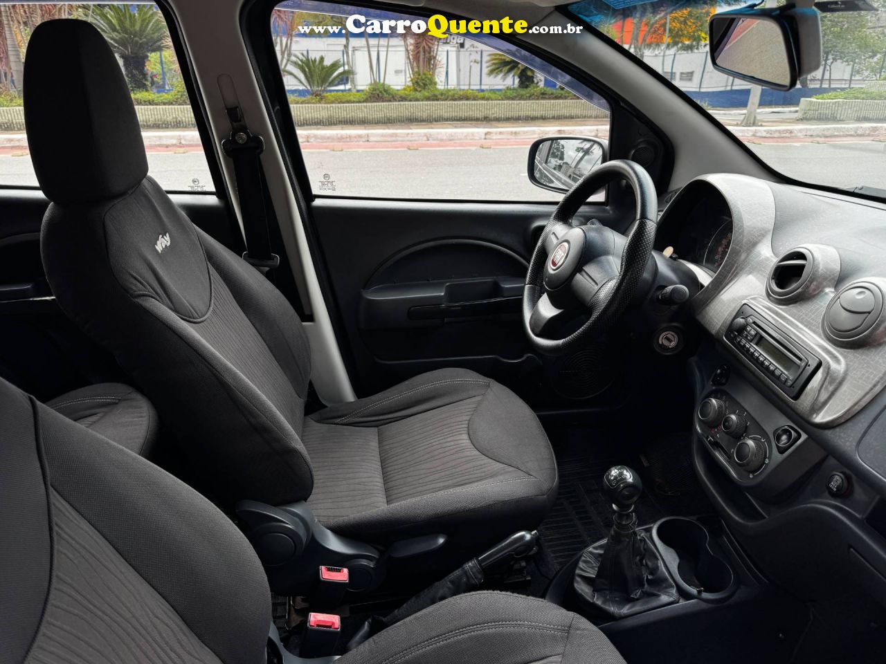 FIAT UNO 1.4 EVO WAY 8V 2012 - Loja