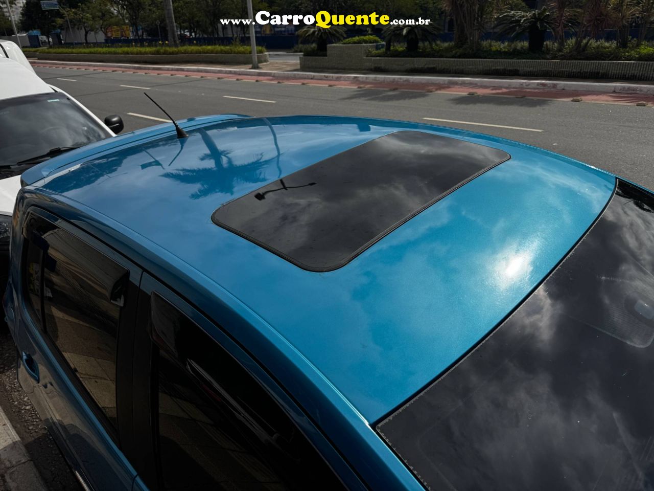 VOLKSWAGEN FOX 1.6 MSI HIGHLINE 16V 2015 - Loja