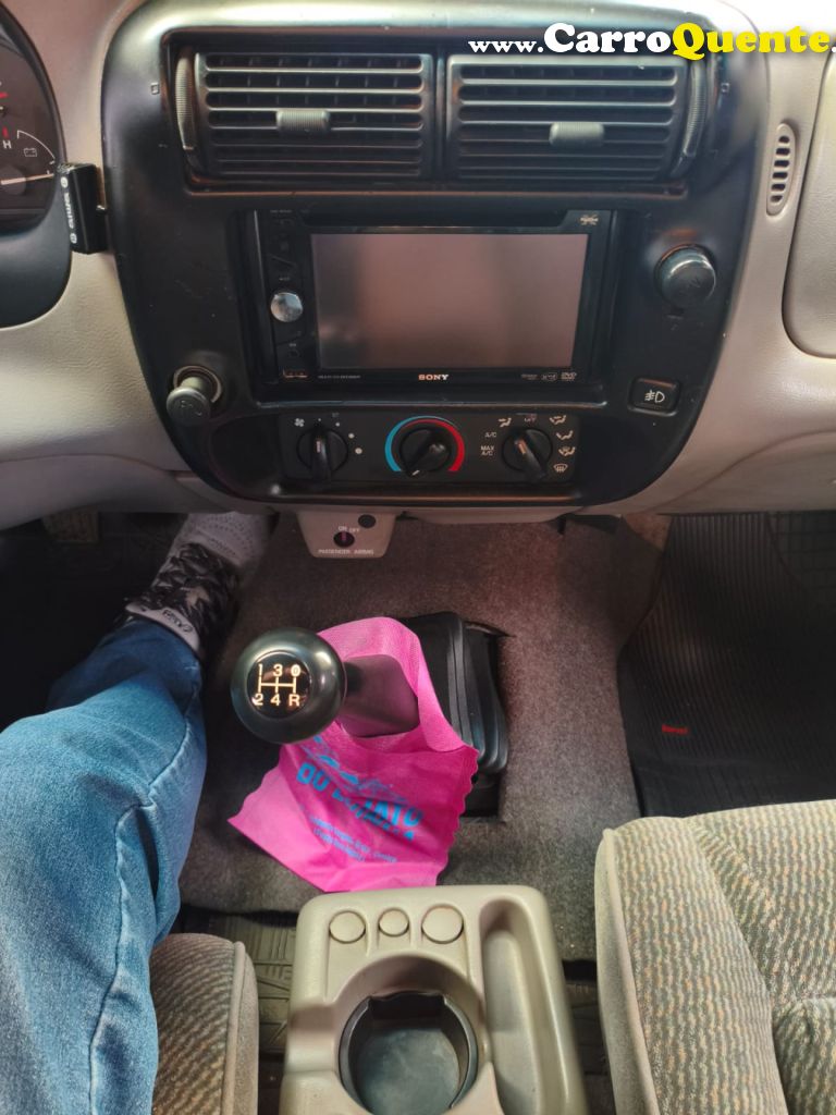 FORD   RANGER STX 4.0 CS CE   PRETO 1997 4.0 GASOLINA - Loja