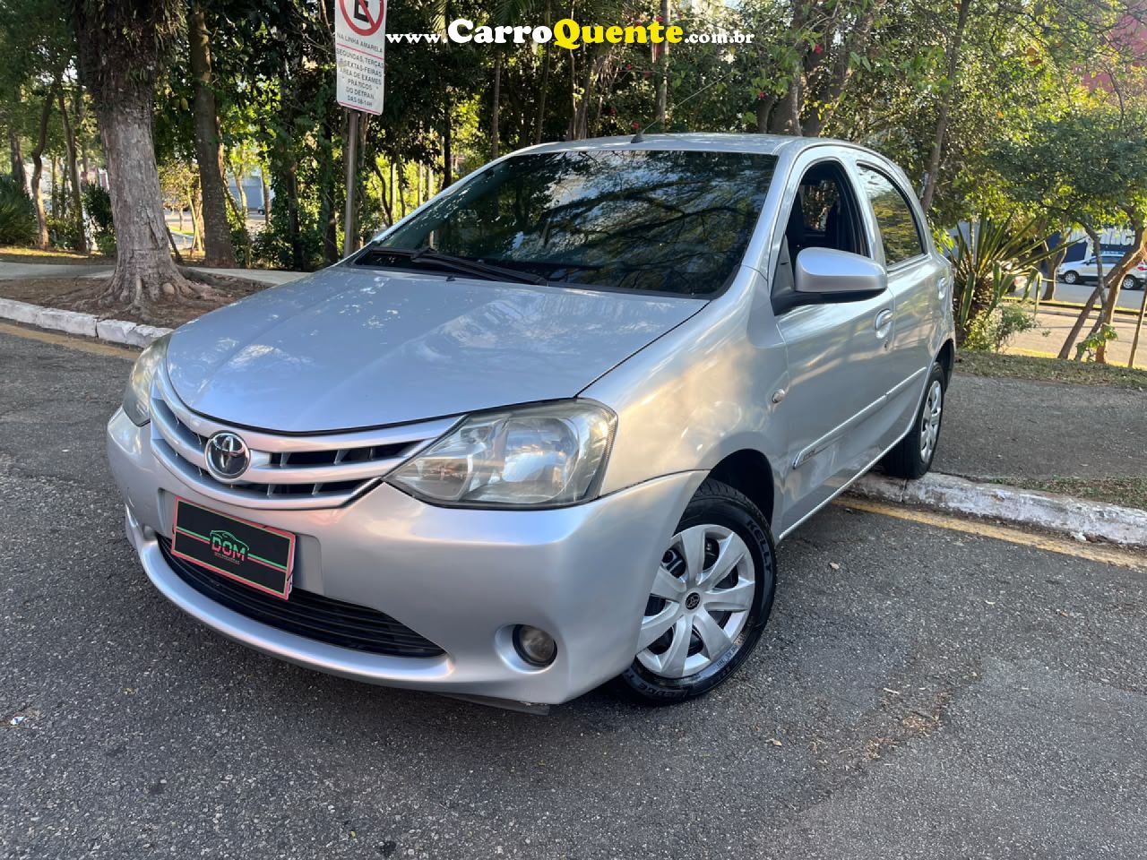 TOYOTA   ETIOS 1.3 FLEX 16V 5P MEC.   PRATA 2014 1.3 FLEX - Loja