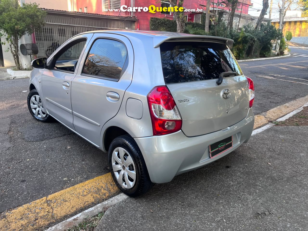 TOYOTA   ETIOS 1.3 FLEX 16V 5P MEC.   PRATA 2014 1.3 FLEX - Loja