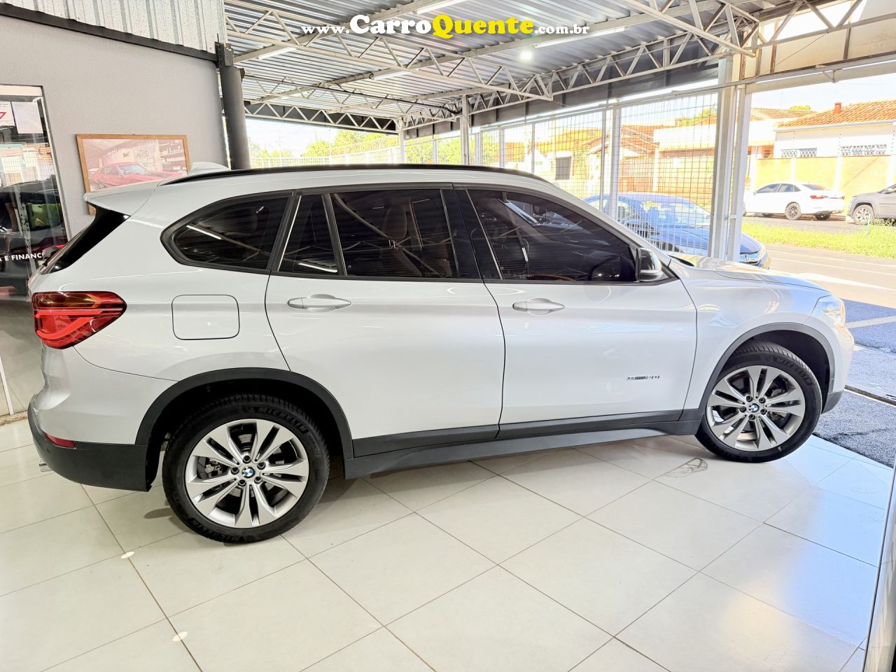 BMW   X1 SDRIVE 20I 2.02.0 TB ACTI.FLEX AUT.   BRANCO 2016 2.0 FLEX - Loja