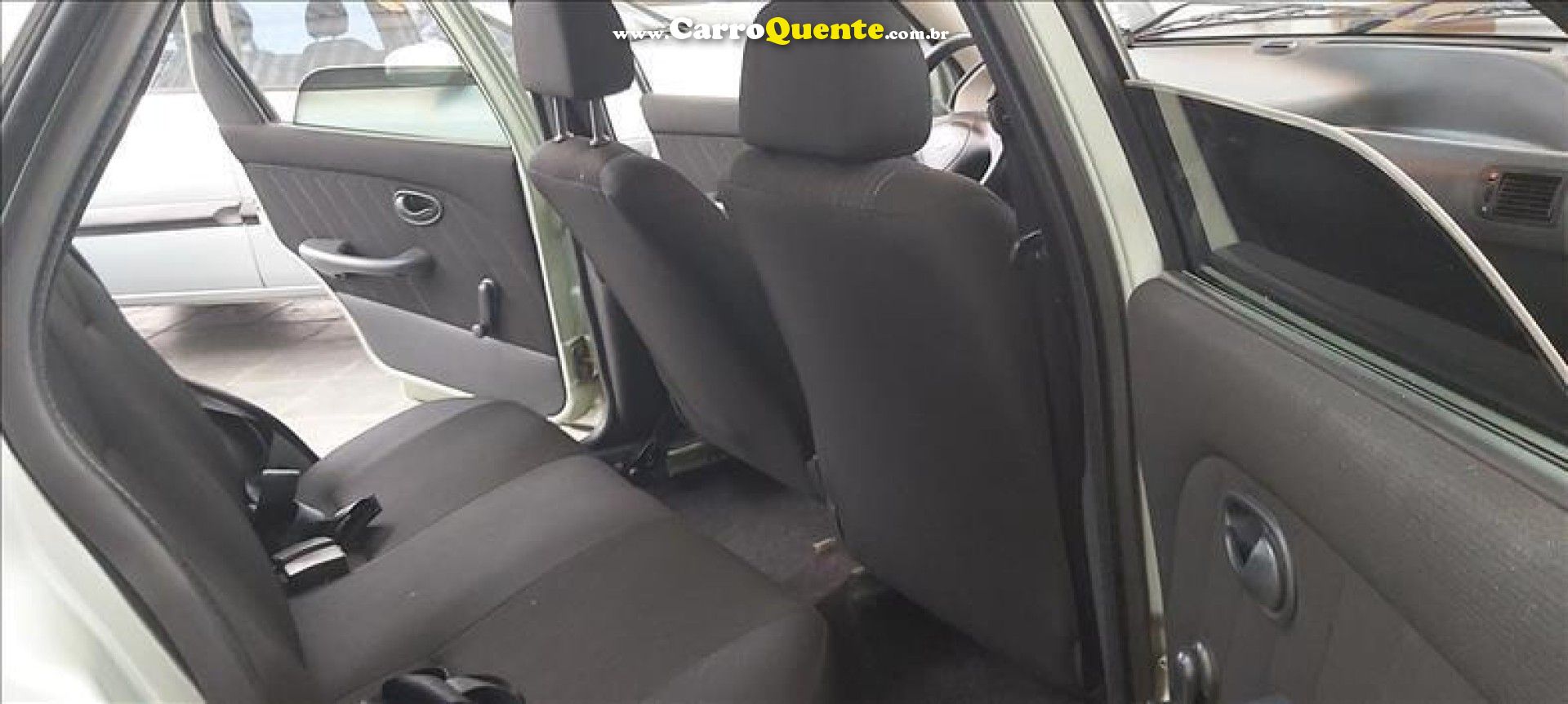 FIAT   PALIO 1.0 CEL. ECON.ITALIA F.FLEX 8V 4P   VERDE 2011 1.0 GASOLINA - Loja