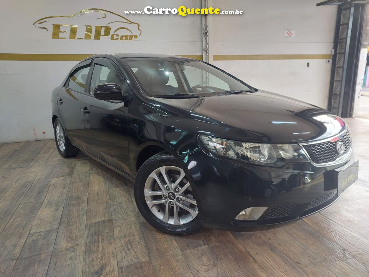 KIA   CERATO 1.6 16V MEC.   PRETO 2012 1.6 GASOLINA - Loja