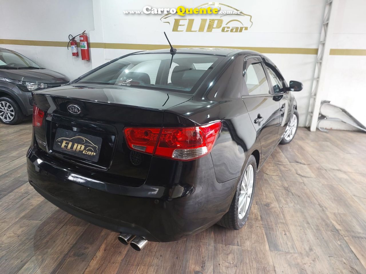 KIA   CERATO 1.6 16V MEC.   PRETO 2012 1.6 GASOLINA - Loja