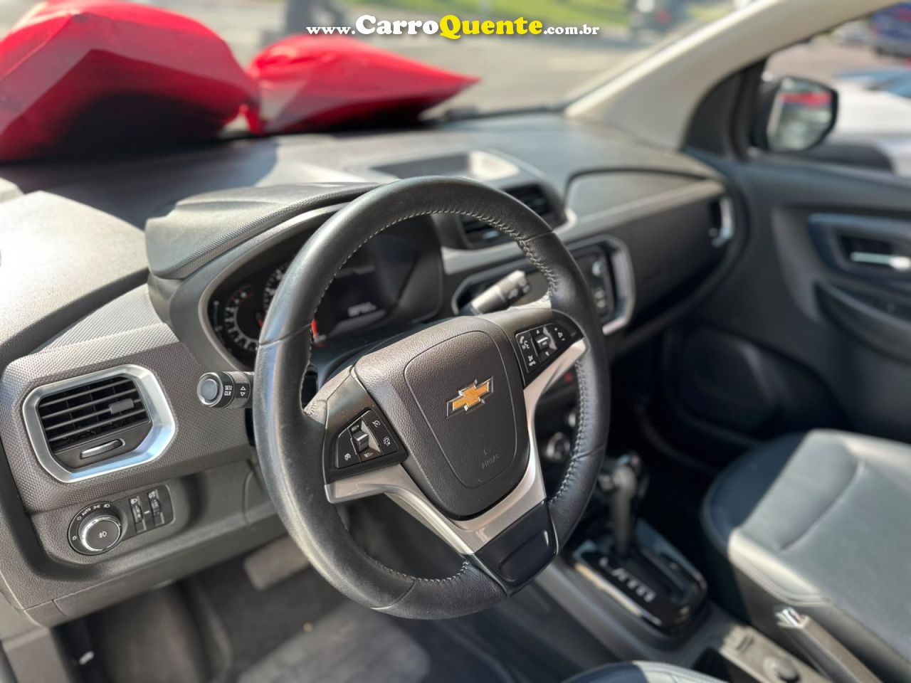 CHEVROLET   SPIN PREMIER 1.8 8V ECONO.FLEX 5P AUT.   PRETO 2023 1.8 FLEX - Loja