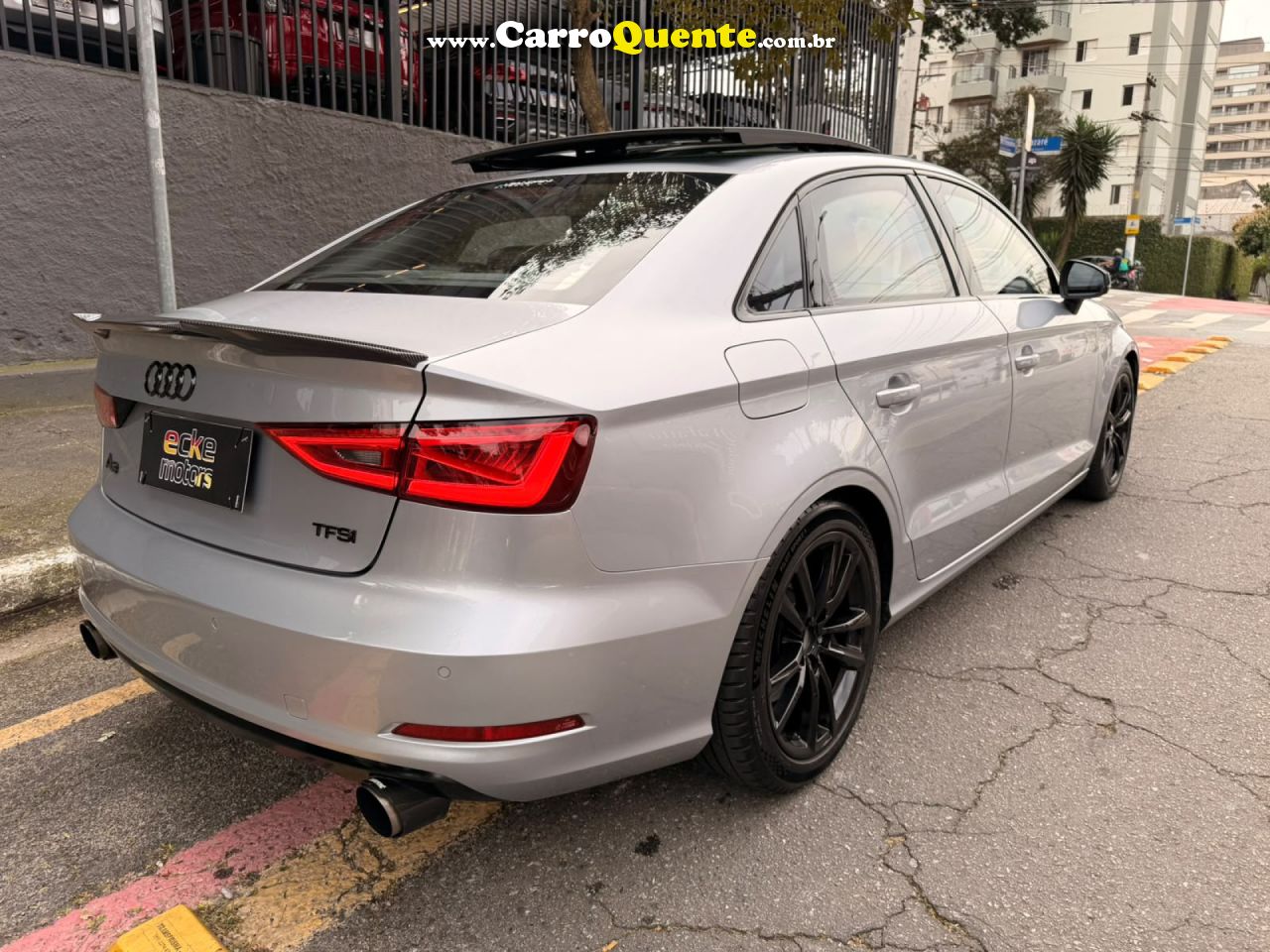 AUDI   A3 SED. AMBITION 2.0 TSFI 220CV S-TRONIC   PRATA 2016 2.0 GASOLINA - Loja