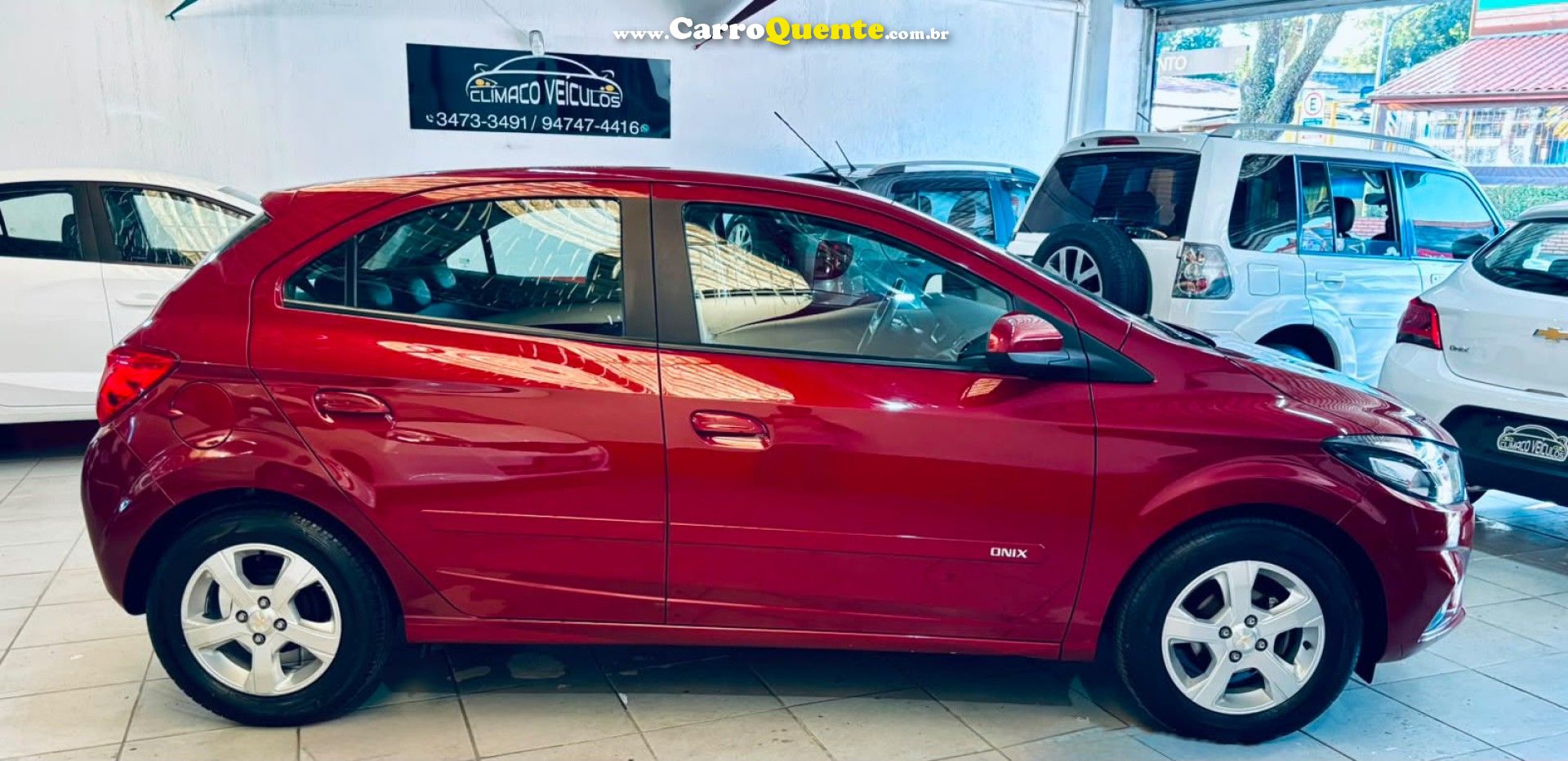 CHEVROLET   ONIX HATCH LT 1.4 8V FLEXPOWER 5P MEC.   VINHO 2019 1.4 FLEX - Loja