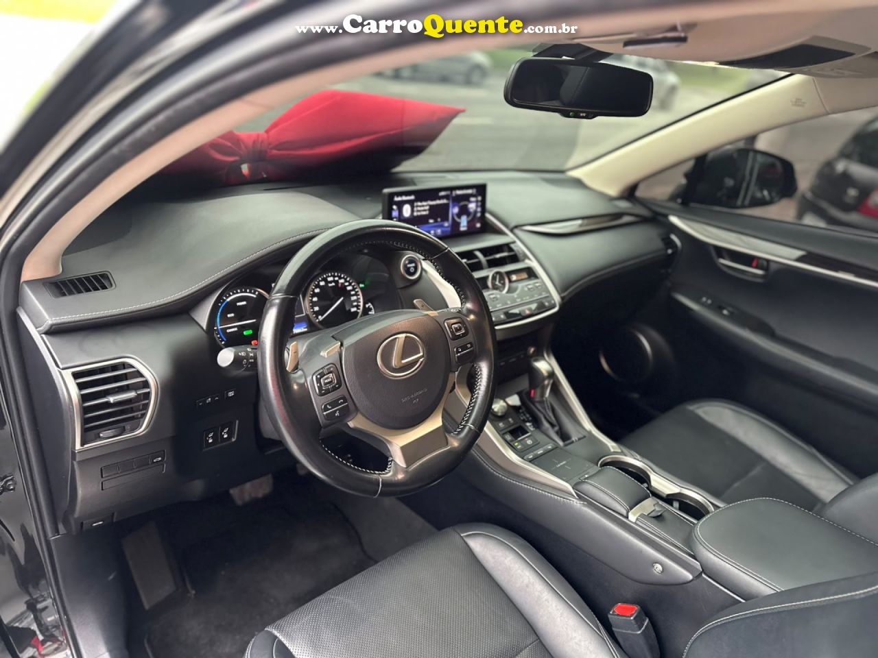 LEXUS   300H    PRETO 2019 2.5 GASOLINA E ELÉTRICO - Loja