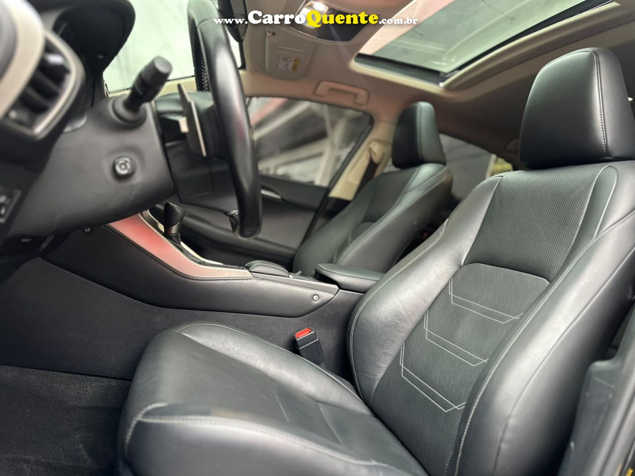 LEXUS   300H    PRETO 2019 2.5 GASOLINA E ELÉTRICO - Loja