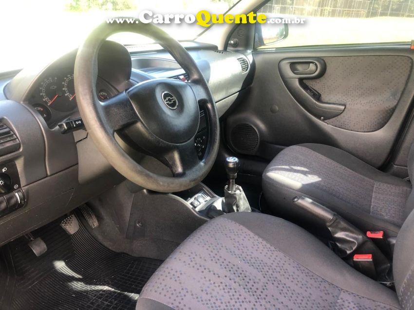 Chevrolet CORSA 1.0 MPFI JOY 8V FLEX 4P MANUAL - Loja