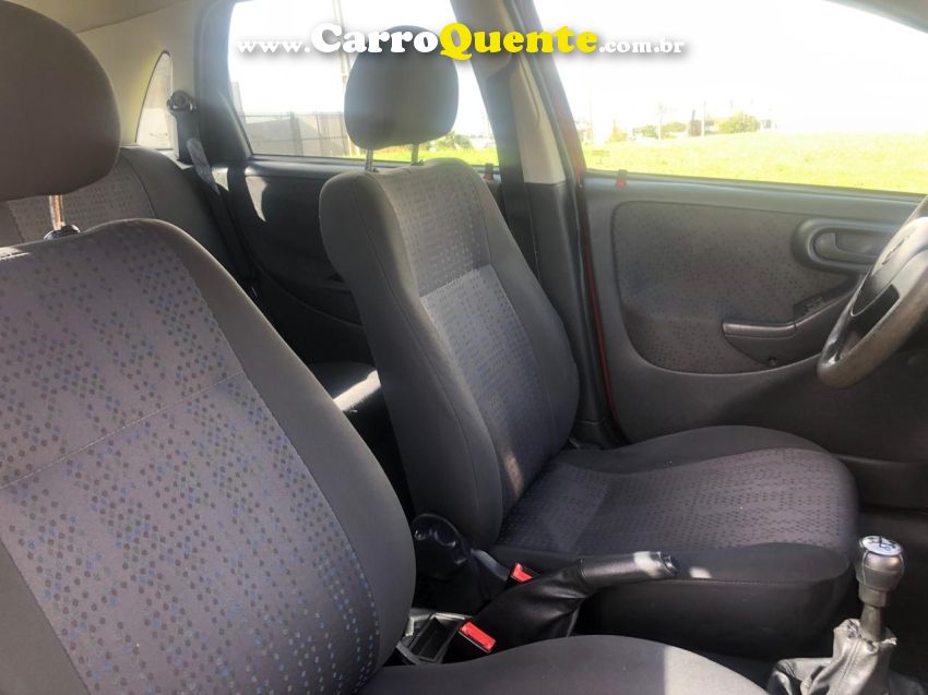 Chevrolet CORSA 1.0 MPFI JOY 8V FLEX 4P MANUAL - Loja