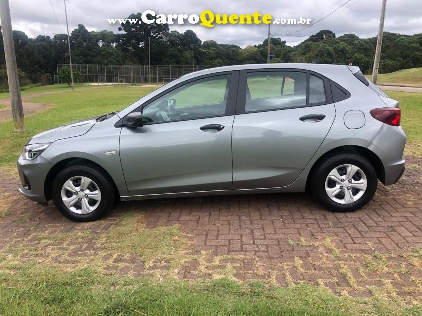 Chevrolet ONIX 1.0 FLEX MANUAL - Loja