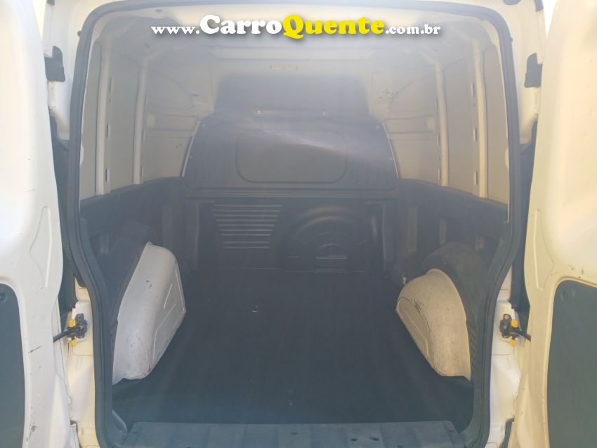 Fiat FIORINO 1.4 MPI FURGÃO 8V FLEX 2P MANUAL - Loja