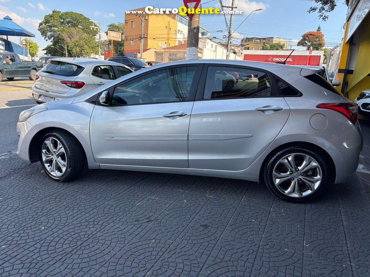 HYUNDAI I30 1.6 MPFI 16V 2013 - Loja