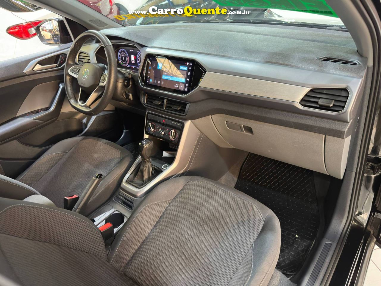 VOLKSWAGEN T-CROSS 1.0 200 TSI TOTAL COMFORTLINE 2022 - Loja