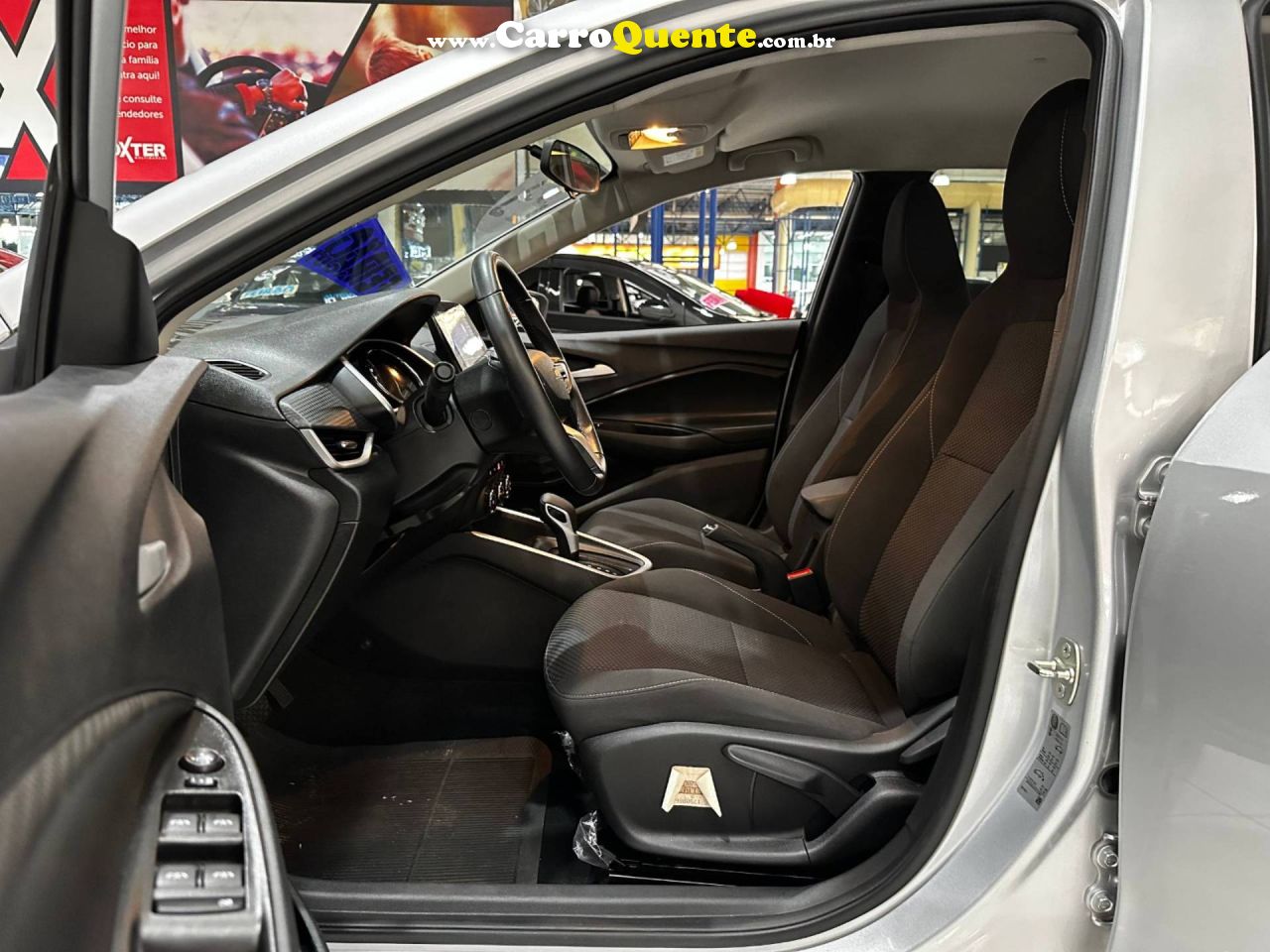 CHEVROLET ONIX 1.0 TURBO PLUS LTZ 2023 - Loja