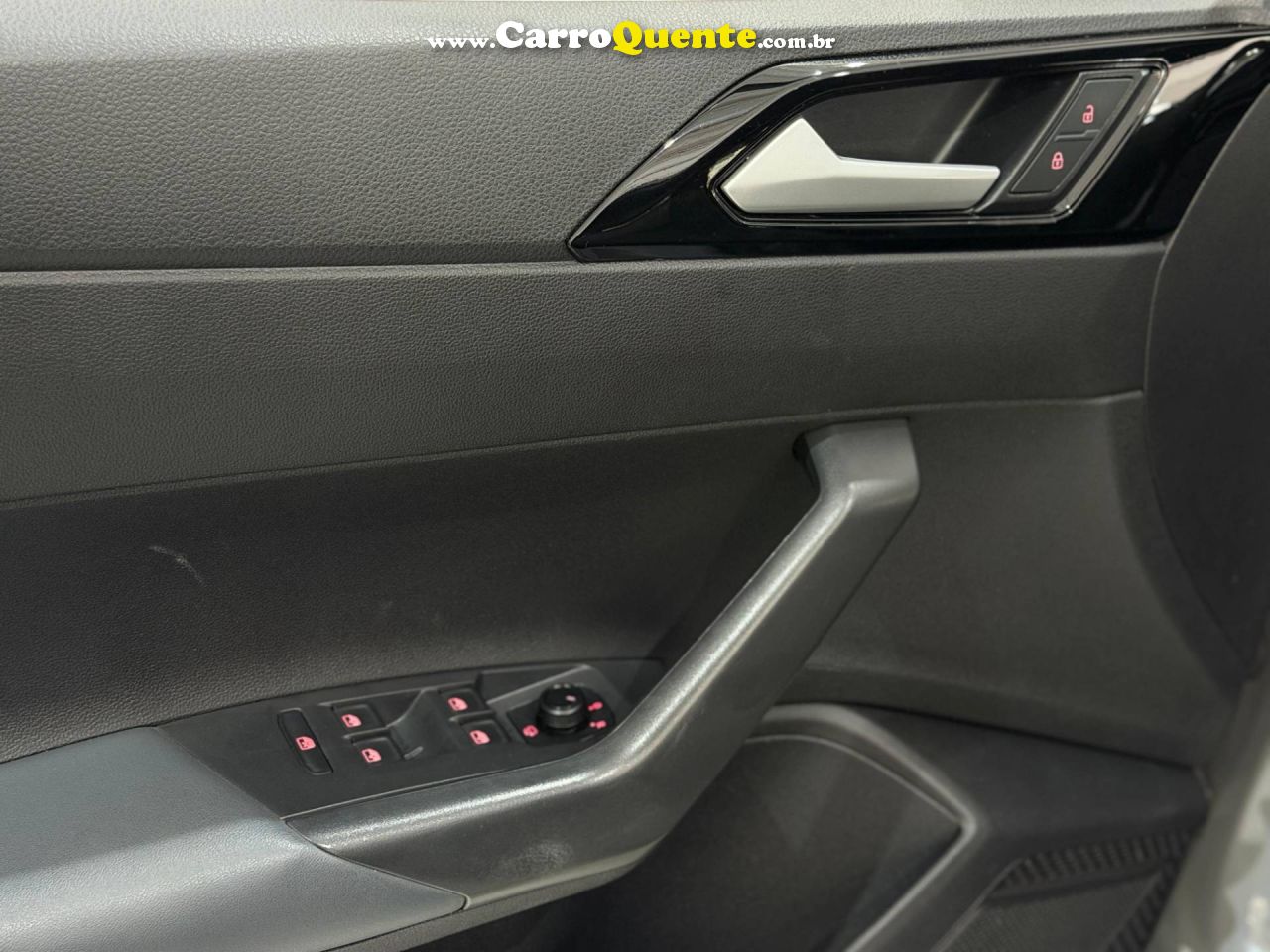 VOLKSWAGEN NIVUS 1.0 200 TSI TOTAL HIGHLINE 2022 - Loja