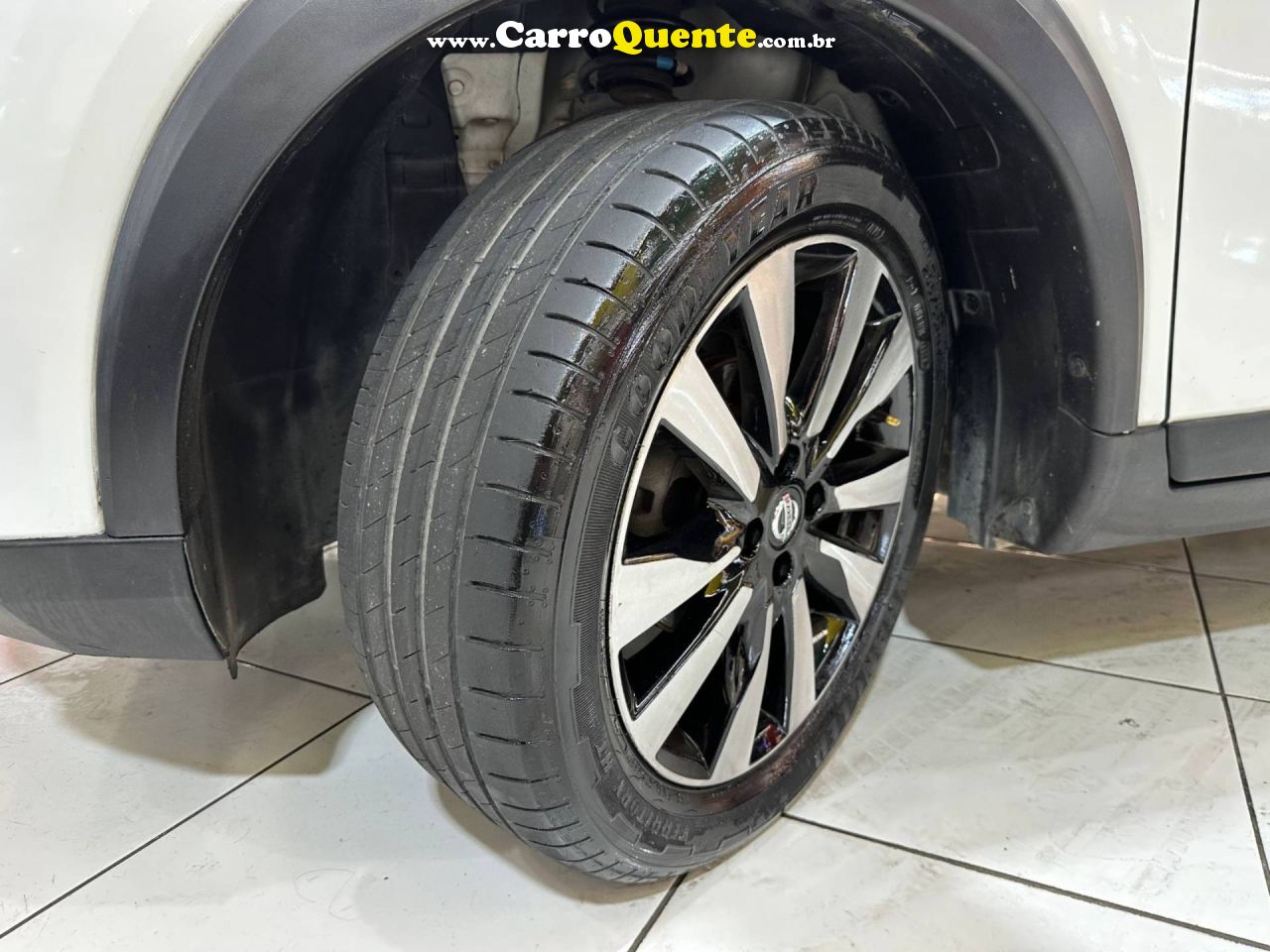 NISSAN KICKS 1.6 16V SV 2021 - Loja