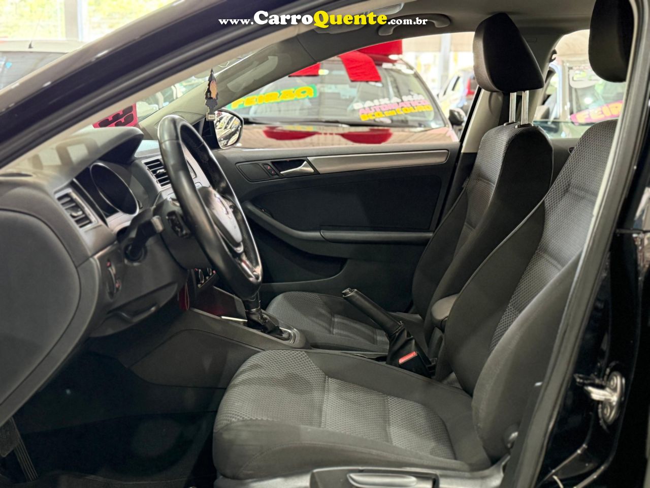 VOLKSWAGEN JETTA 1.4 16V TSI COMFORTLINE 2017 - Loja
