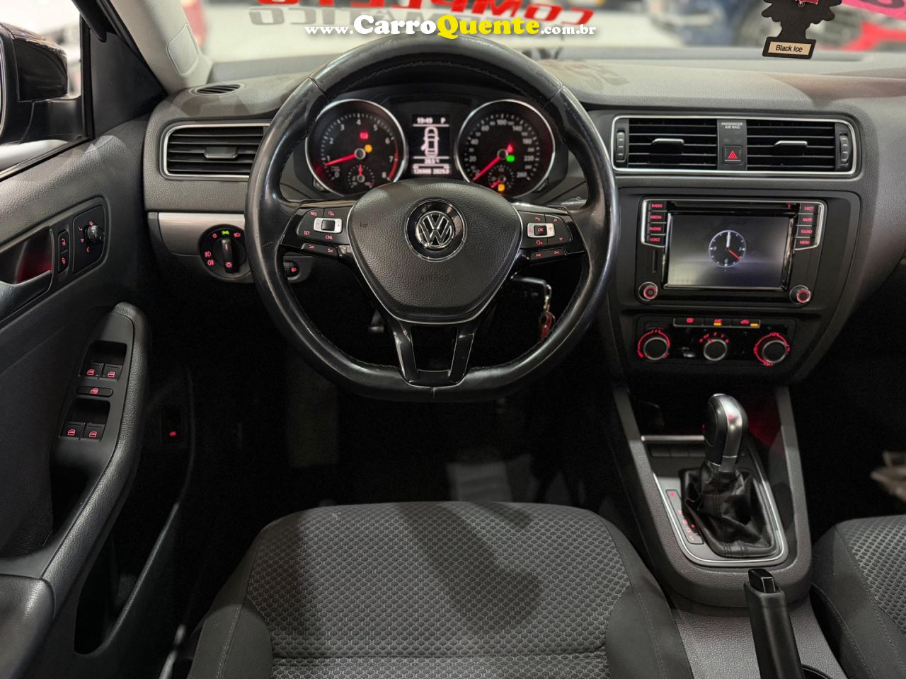 VOLKSWAGEN JETTA 1.4 16V TSI COMFORTLINE 2017 - Loja