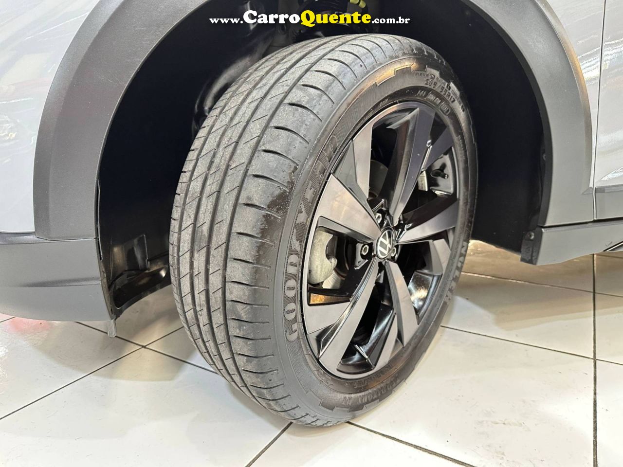 VOLKSWAGEN NIVUS 1.0 200 TSI TOTAL HIGHLINE 2023 - Loja
