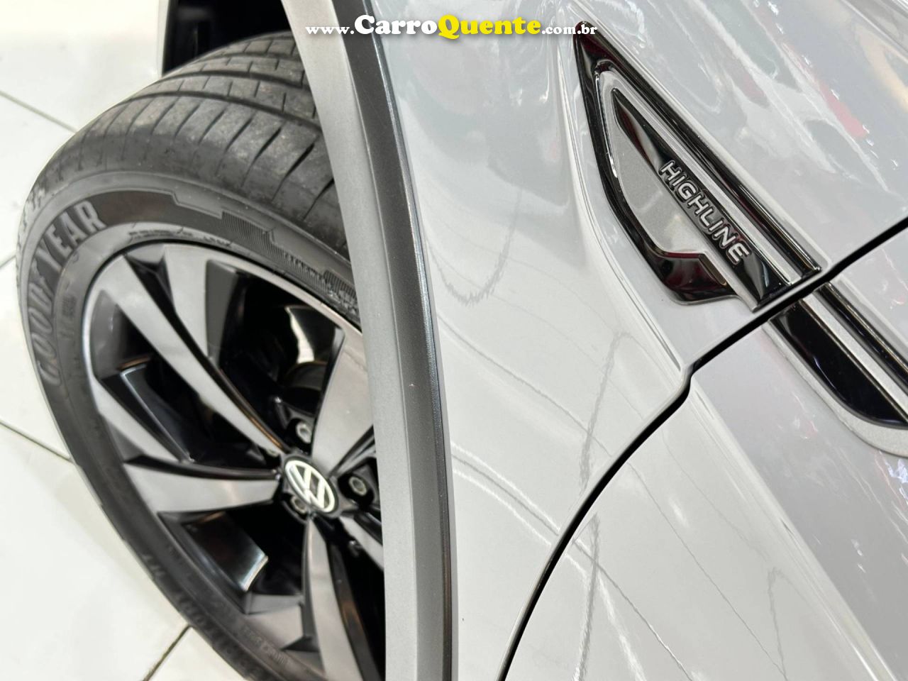 VOLKSWAGEN NIVUS 1.0 200 TSI TOTAL HIGHLINE 2023 - Loja
