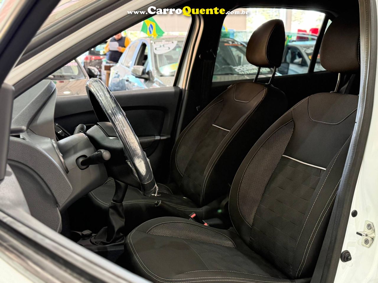 RENAULT LO 2025 - Loja