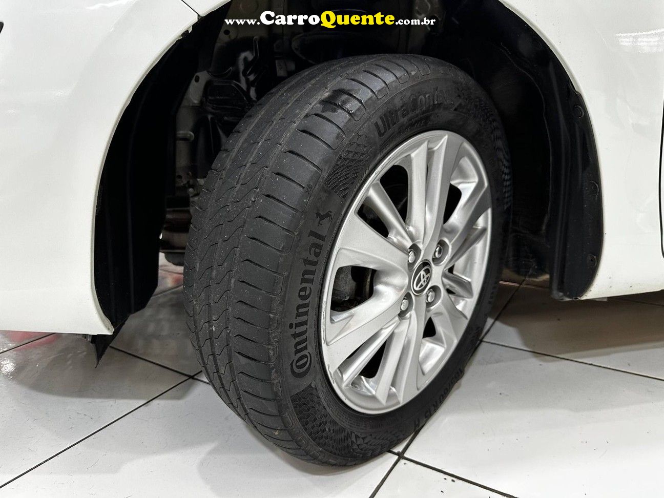 TOYOTA YARIS 1.3 16V XL 2019 - Loja