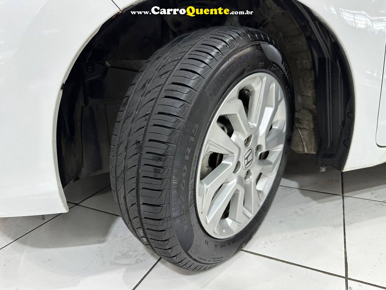 HONDA FIT 2019 - Loja