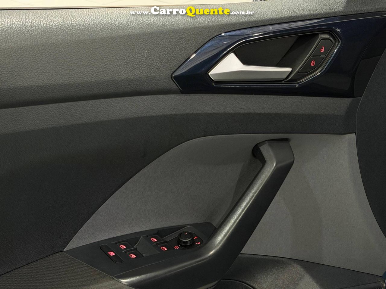 VOLKSWAGEN T-CROSS 1.0 200 TSI TOTAL COMFORTLINE 2023 - Loja