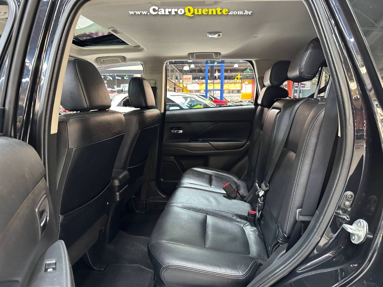 MITSUBISHI OUTLANDER 2.0 16V 2016 - Loja
