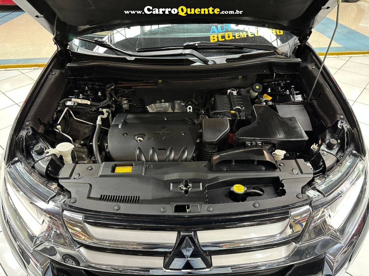 MITSUBISHI OUTLANDER 2.0 16V 2016 - Loja