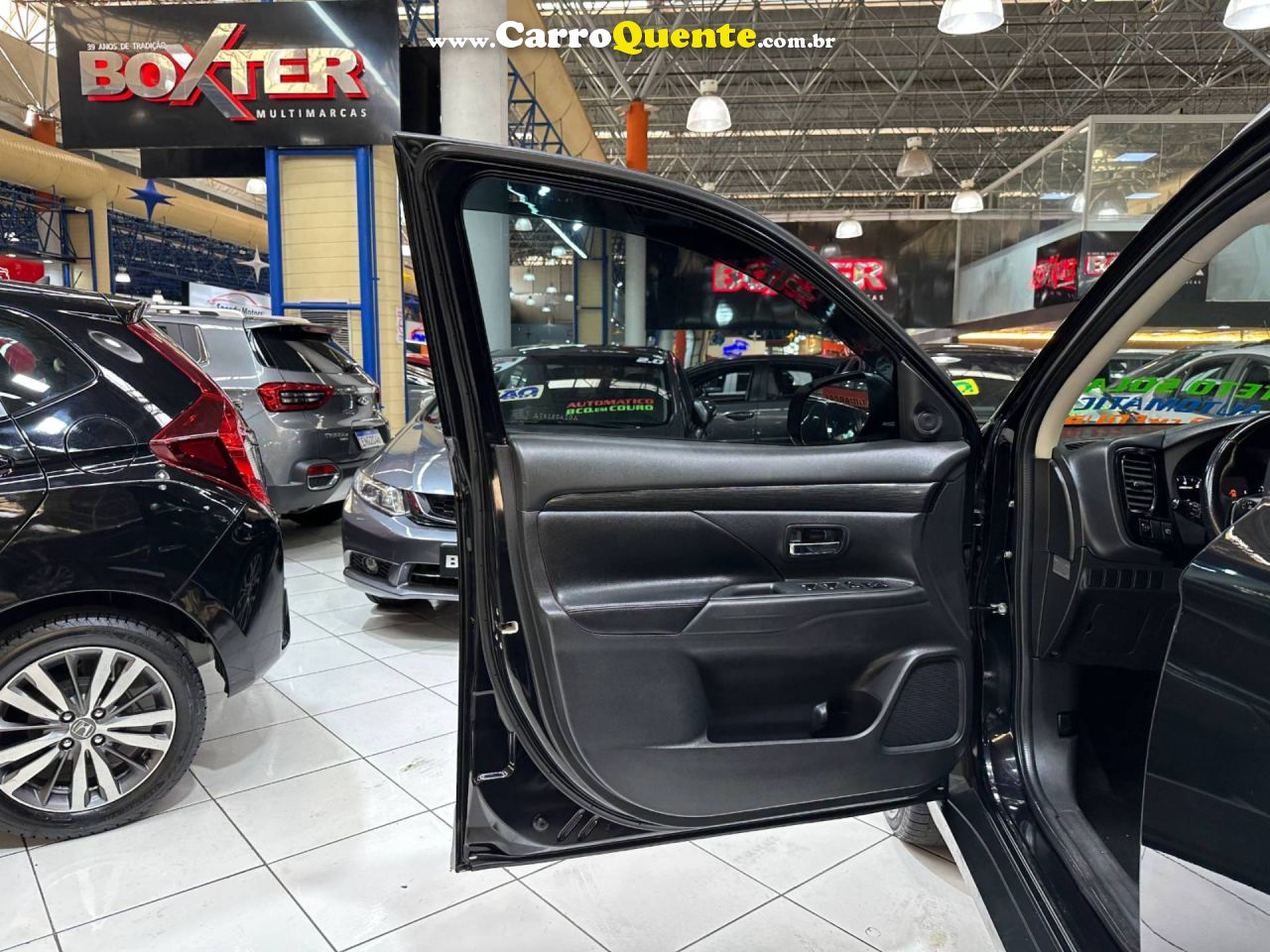 MITSUBISHI OUTLANDER 2.0 16V 2016 - Loja