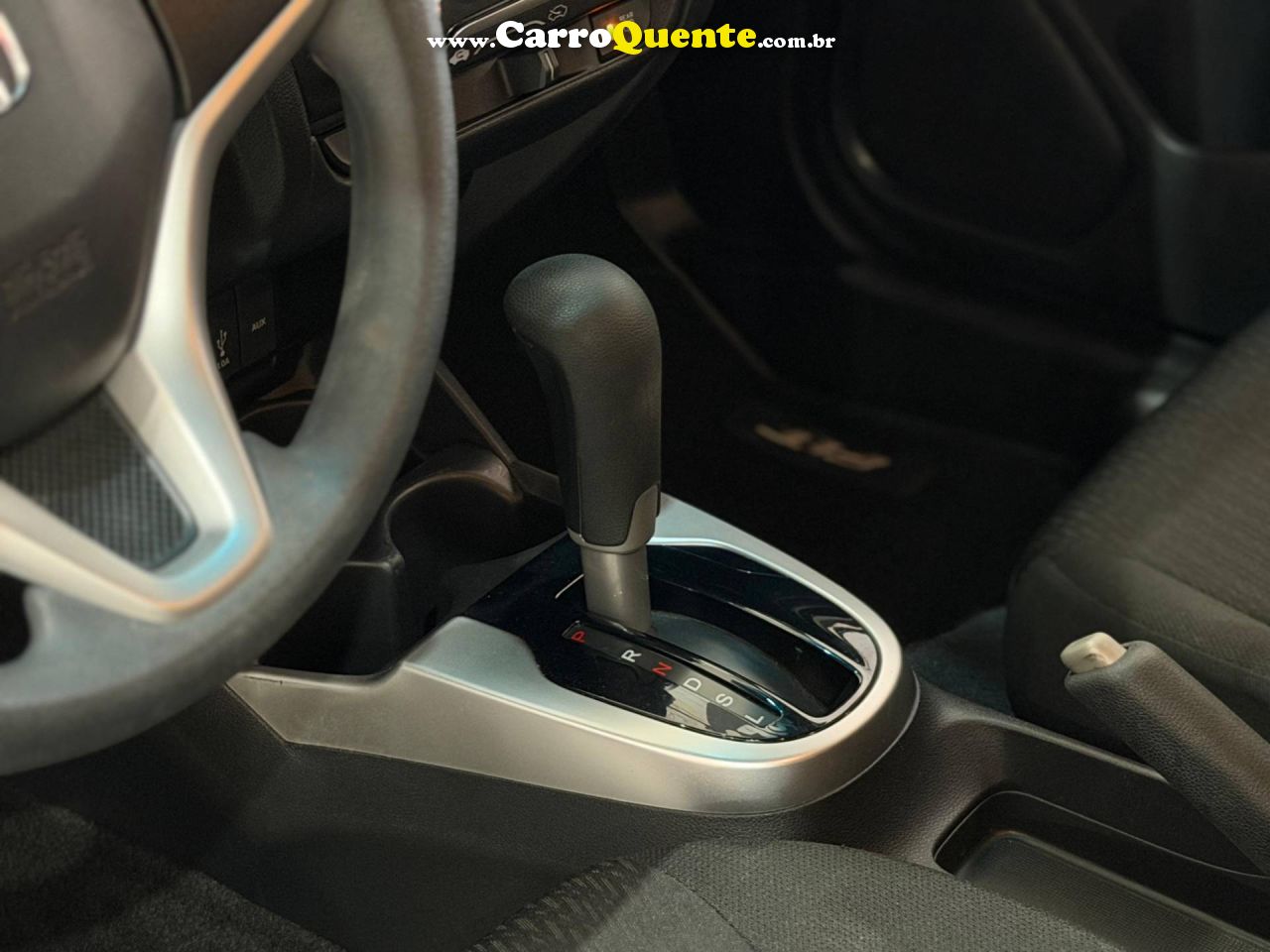 HONDA FIT 1.5 LX 16V 2020 - Loja