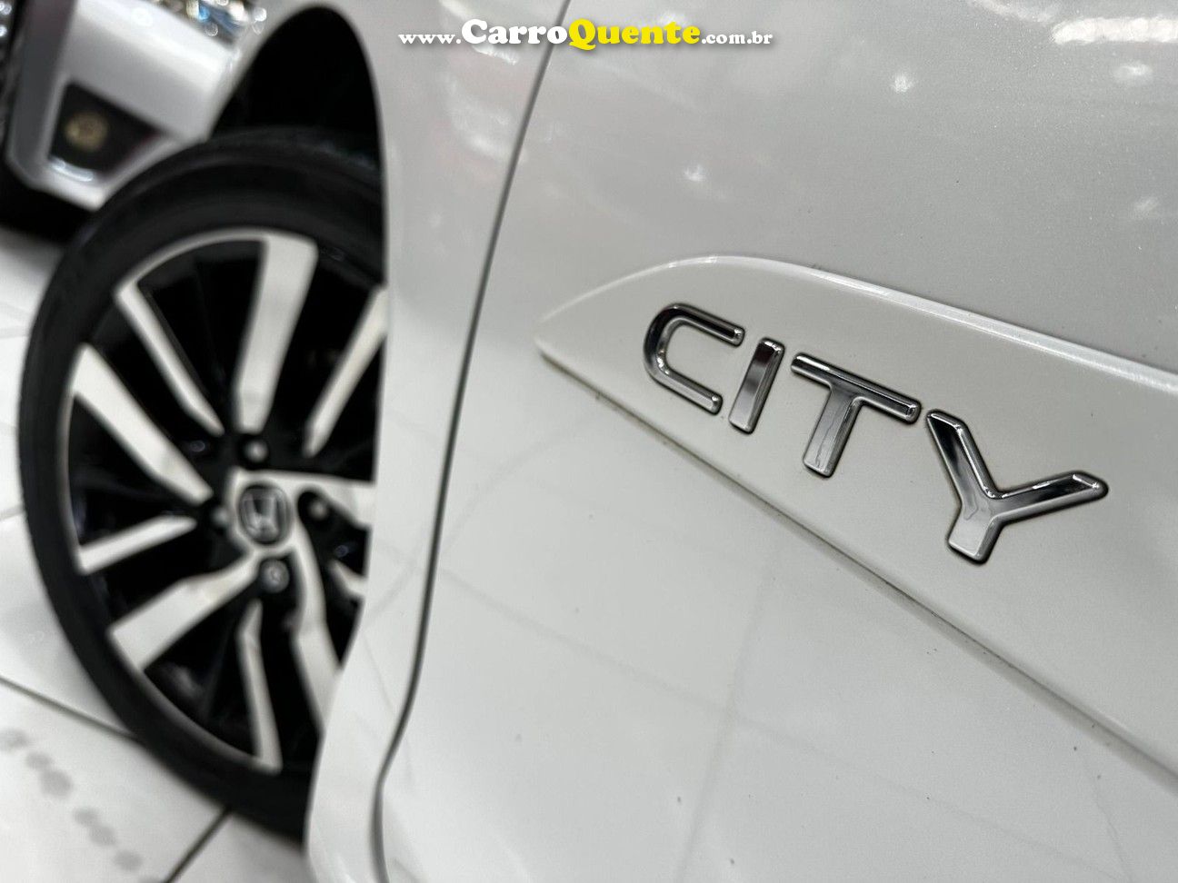 HONDA CITY 1.5 I-VTEC HATCH EXL 2023 - Loja