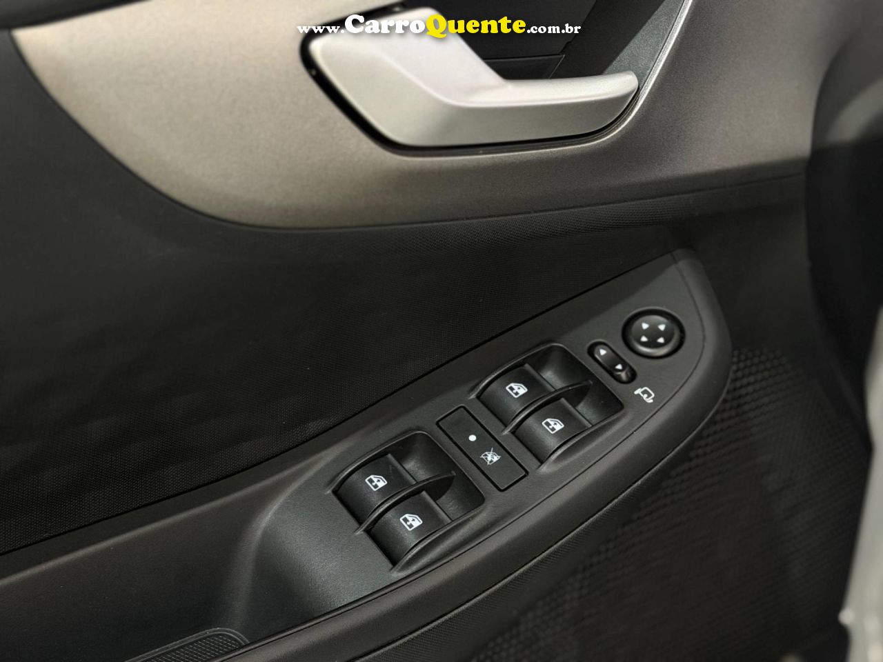 FIAT FASTBACK 1.0 TURBO 200 AUDACE 2024 - Loja