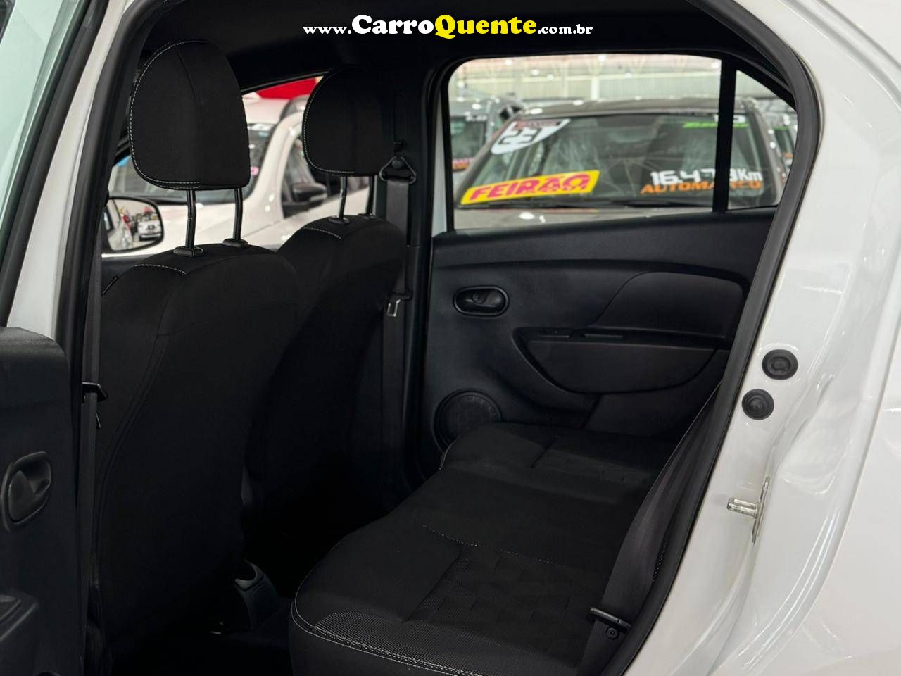 RENAULT LOGAN 1.0 12V SCE ZEN 2023 - Loja