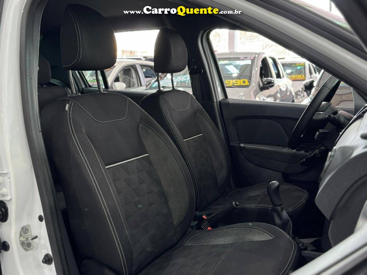 RENAULT LOGAN 1.0 12V SCE ZEN 2023 - Loja
