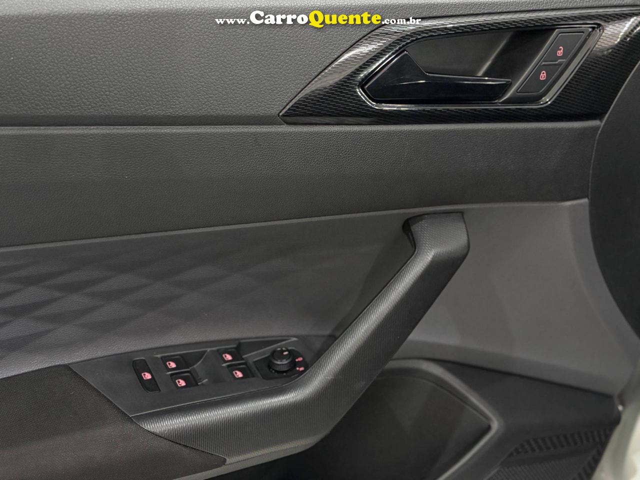 VOLKSWAGEN POLO 1.0 170 TSI COMFORTLINE 2025 - Loja