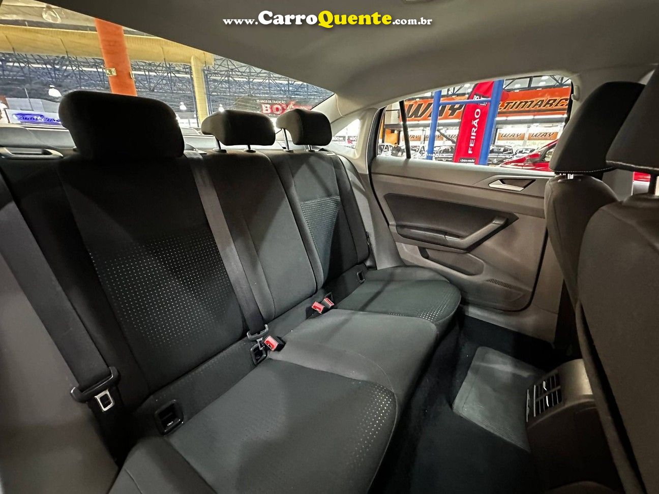 VOLKSWAGEN VIRTUS 1.0 200 TSI COMFORTLINE 2022 - Loja
