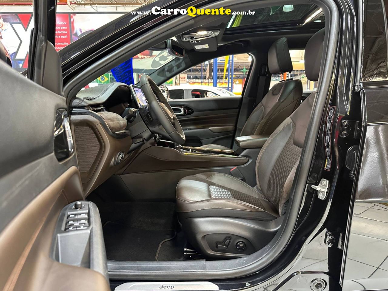 JEEP COMMANDER 1.3 T270 TURBO OVERLAND 2023 - Loja