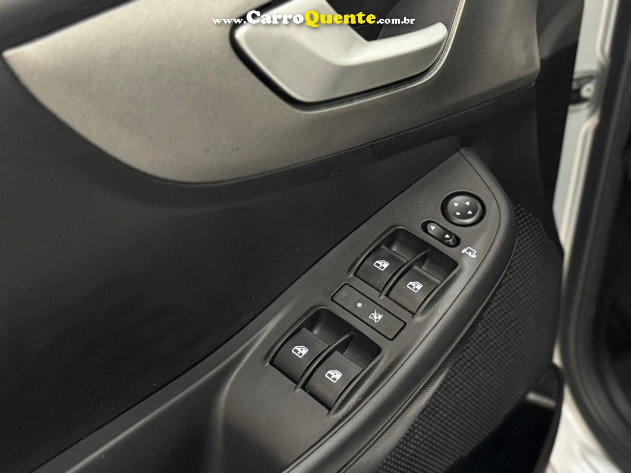 FIAT FASTBACK 1.0 TURBO 200 AUDACE 2024 - Loja