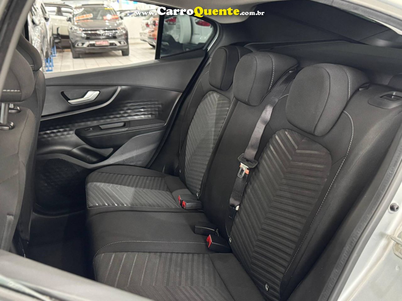 FIAT FASTBACK 1.0 TURBO 200 AUDACE 2024 - Loja